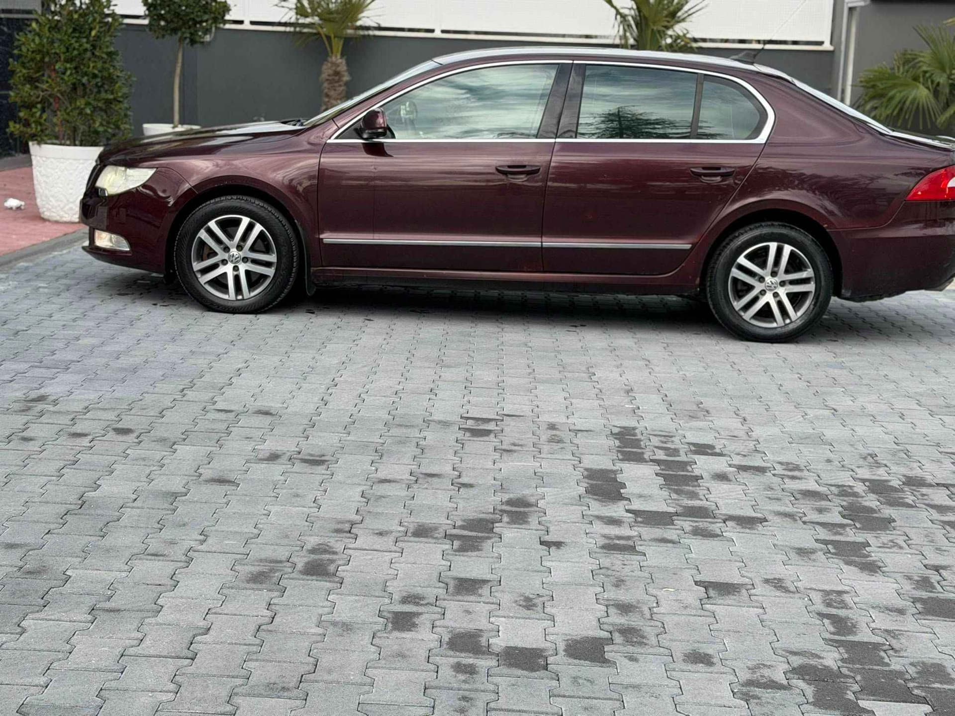 Skoda Superb - harnex
