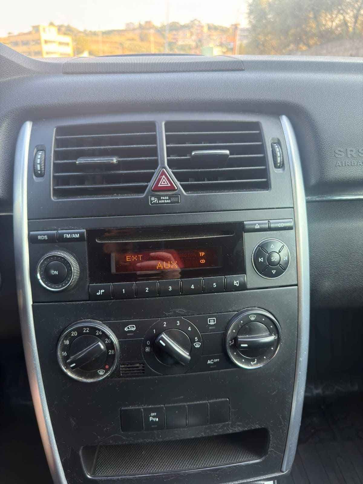 Mercedes-Benz B 180 - Harnex