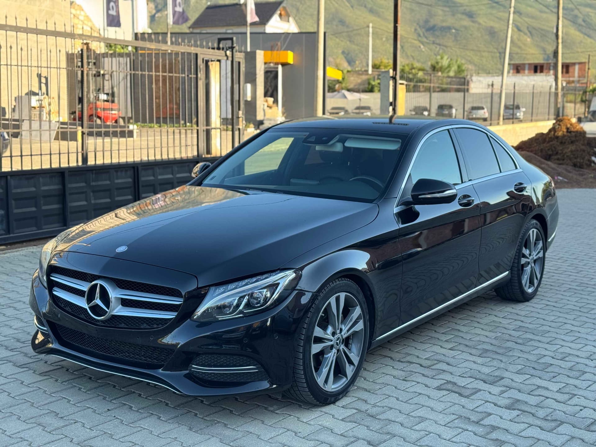 Mercedes-Benz C 200 - harnex