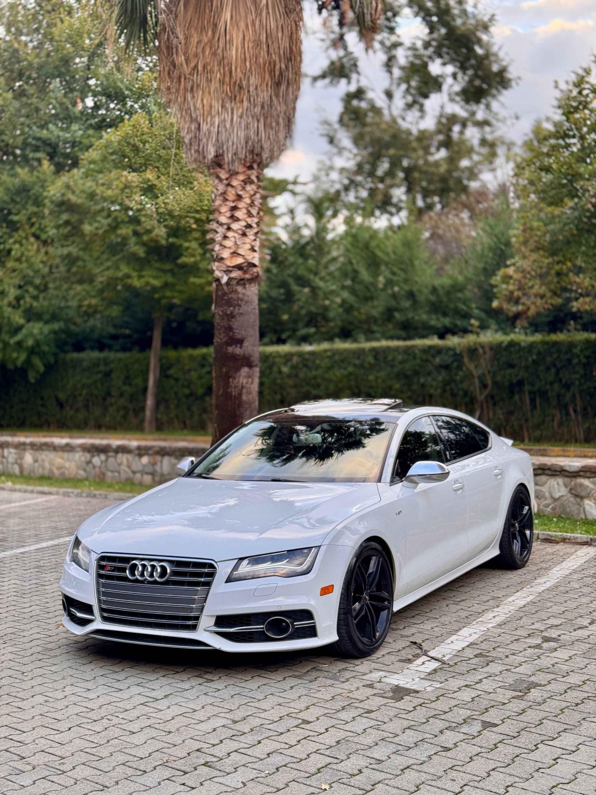 Audi S7 - harnex