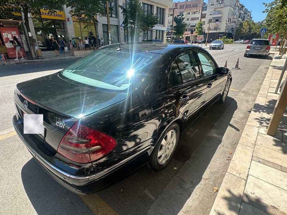 Mercedes-Benz E 270 - harnex