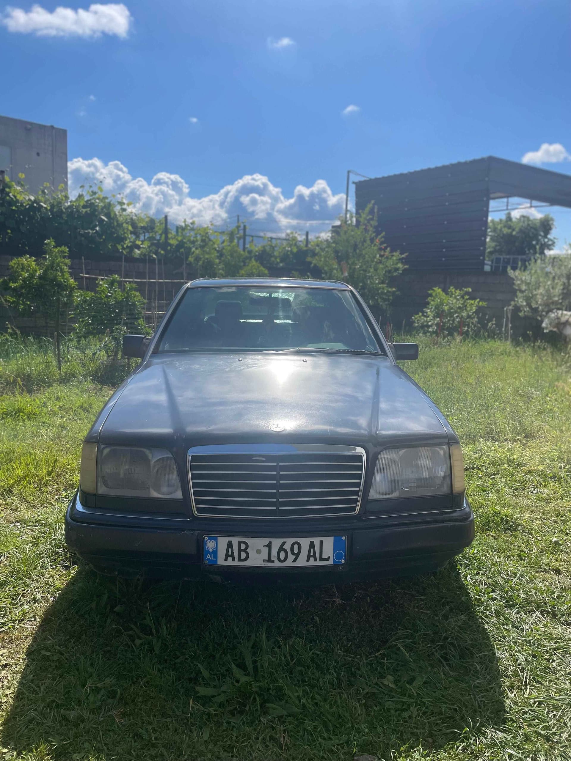 Mercedes-Benz E 200 - harnex