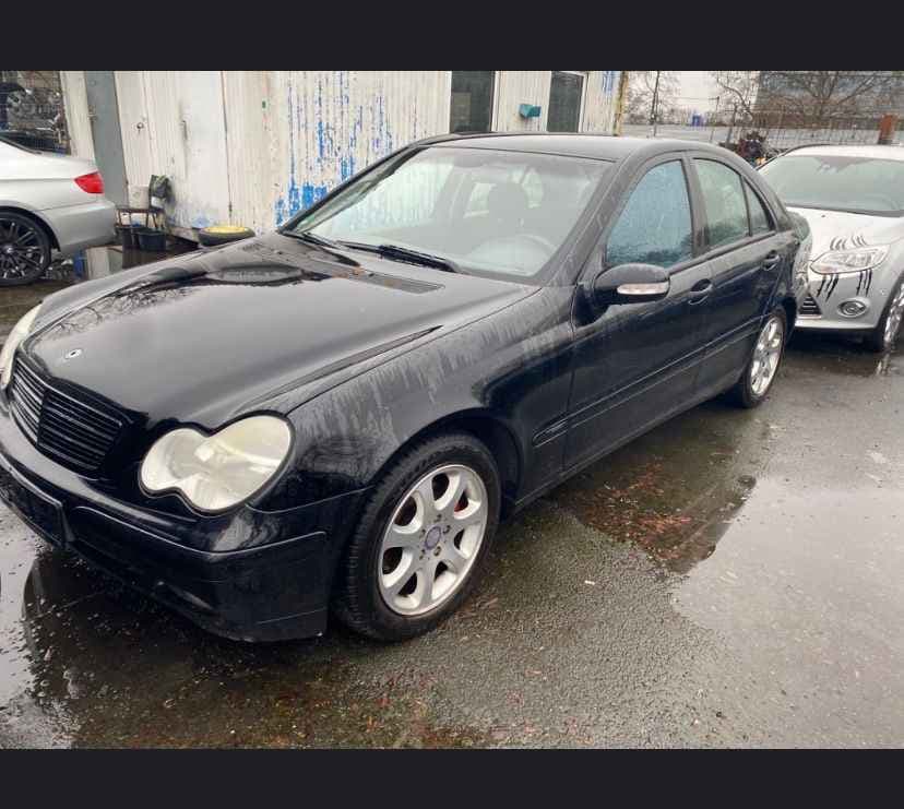 Mercedes-Benz C 180 - harnex