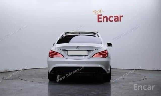 Mercedes-Benz CLA 200 - Harnex