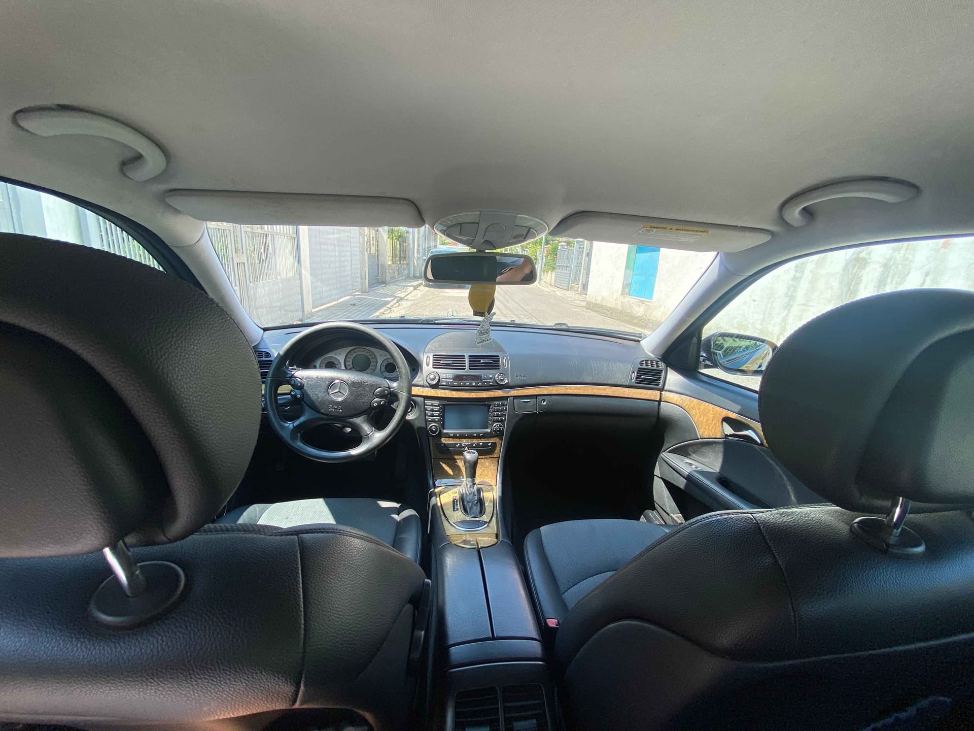 Mercedes-Benz E 280 - harnex