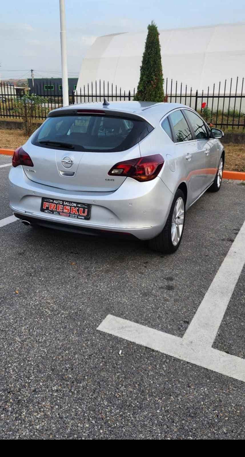 Opel Astra - harnex