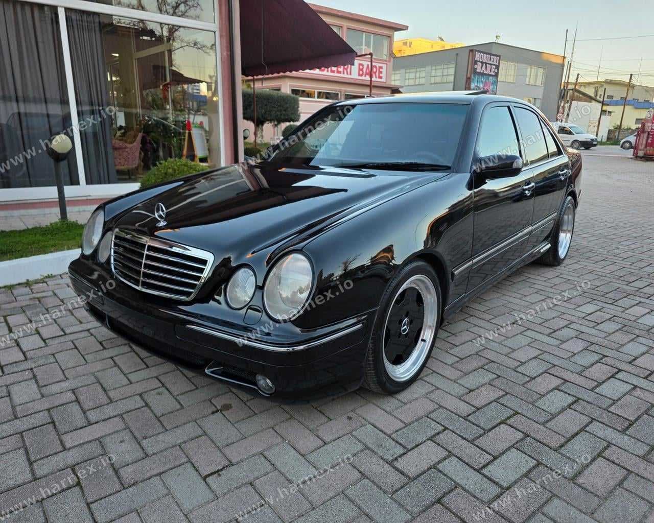 Mercedes-Benz E 55 AMG - harnex