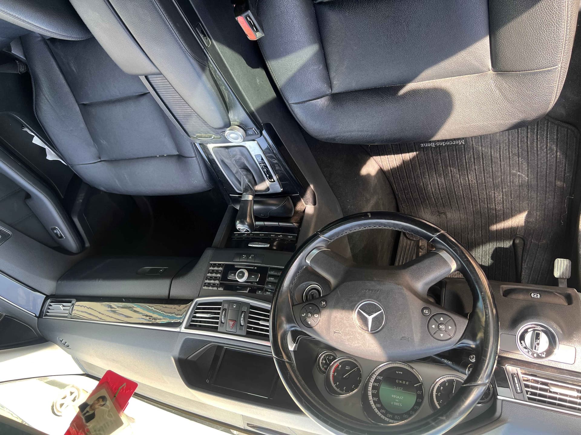 Mercedes-Benz E 220 - harnex