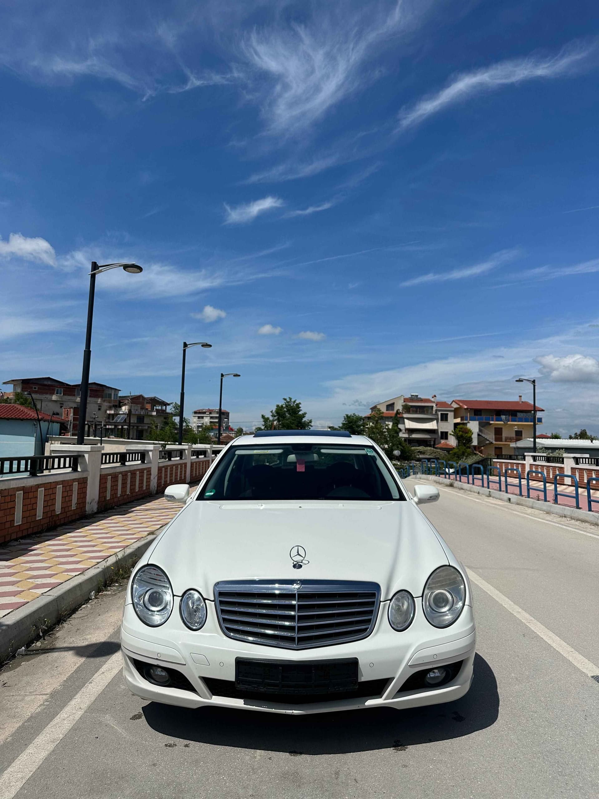 Mercedes-Benz E 220 - harnex