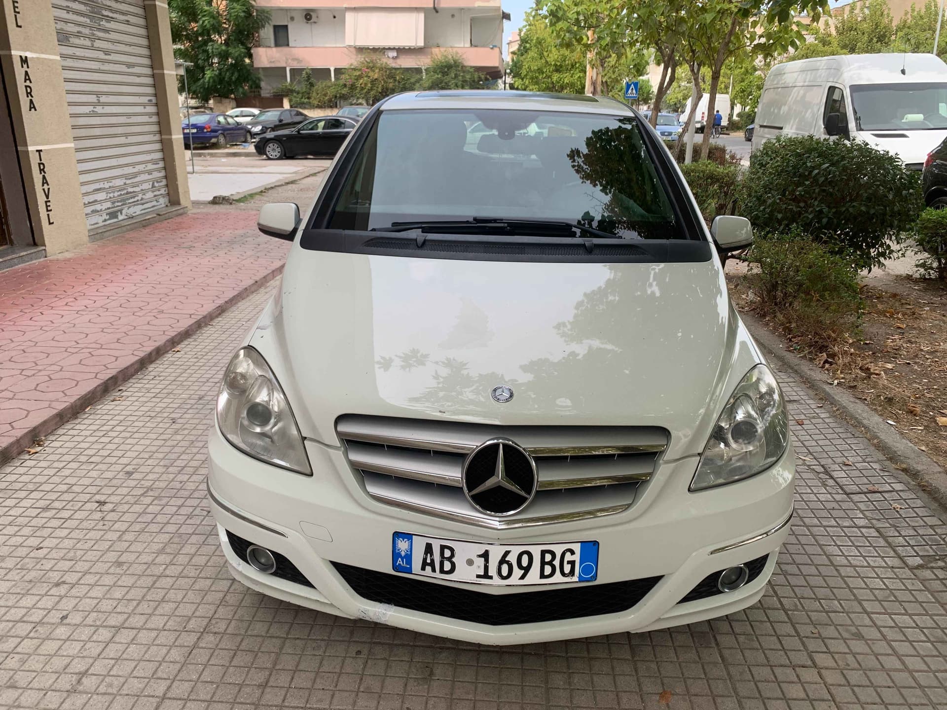 Mercedes-Benz B 200 - harnex