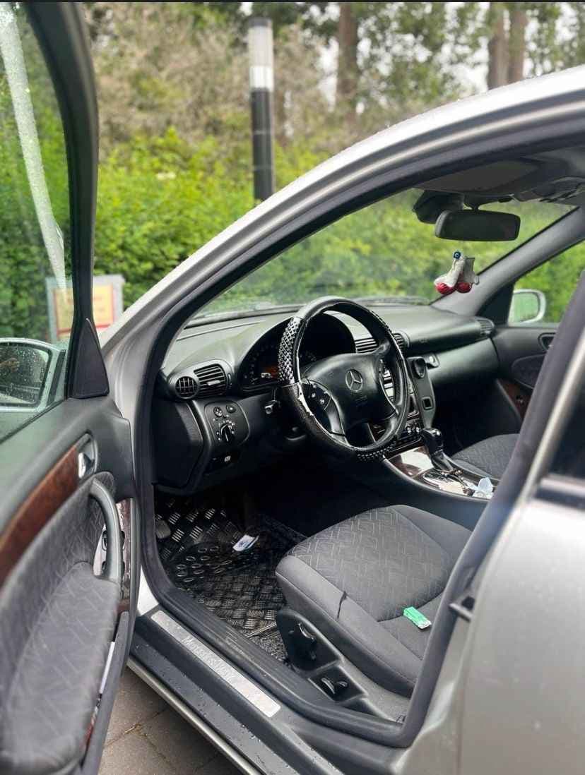 Mercedes-Benz C 270 - harnex