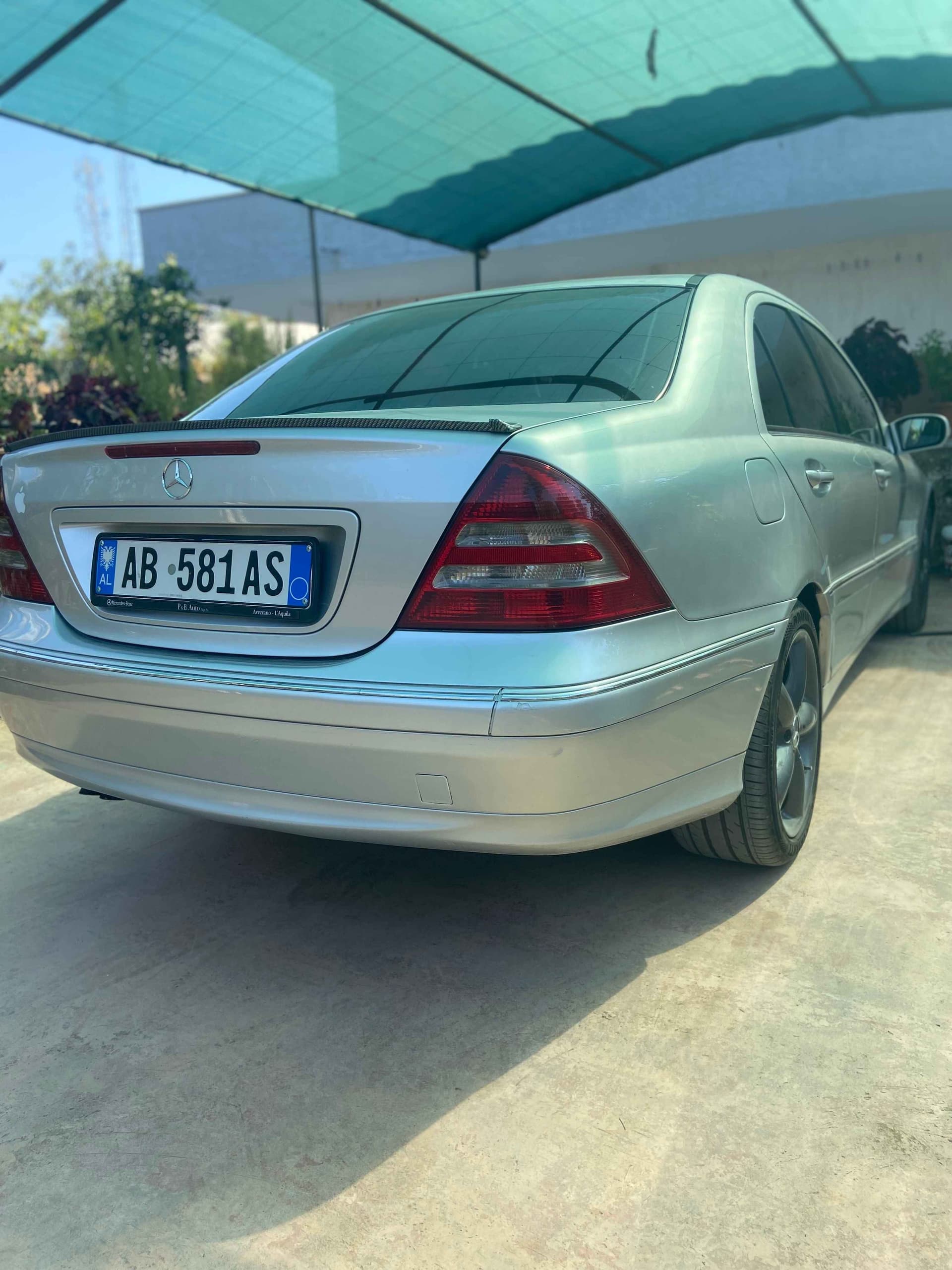 Mercedes-Benz C 200 - harnex