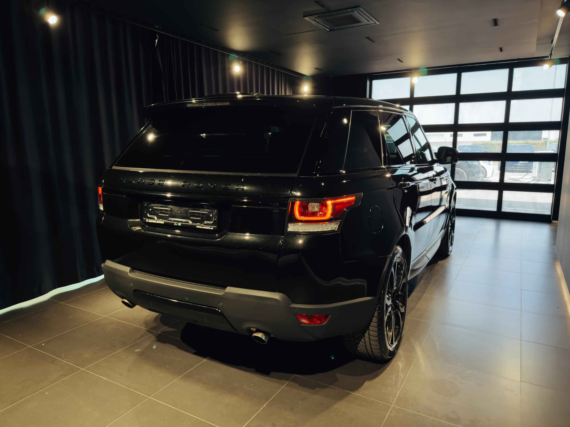 Land Rover Range Rover Sport - harnex