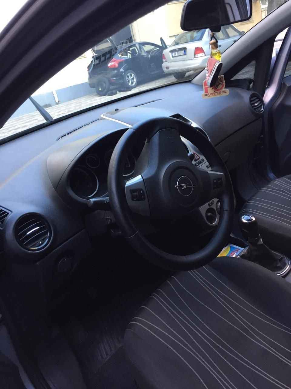 Opel Corsa - harnex