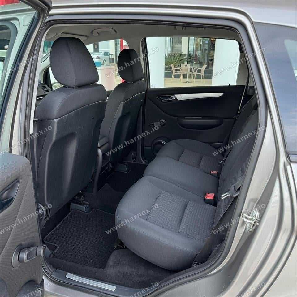 Mercedes-Benz B 200 - Harnex