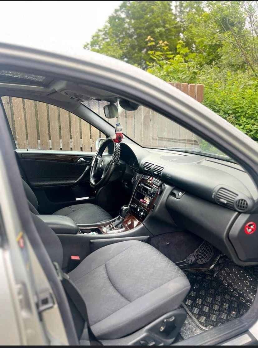 Mercedes-Benz C 270 - harnex