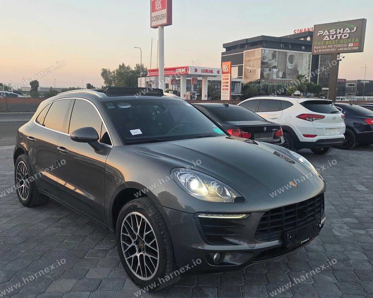 Porsche Macan - harnex