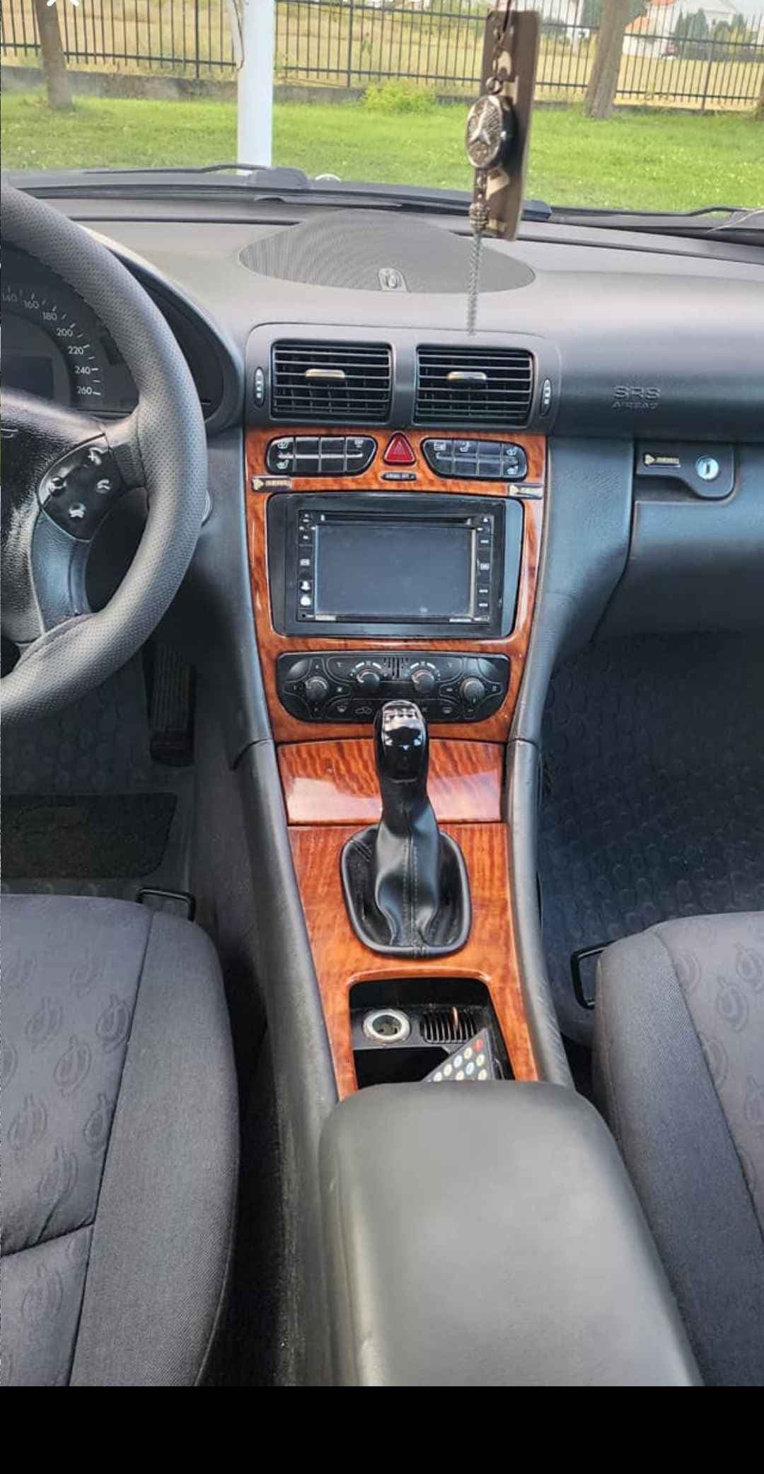 Mercedes-Benz C 220 - harnex