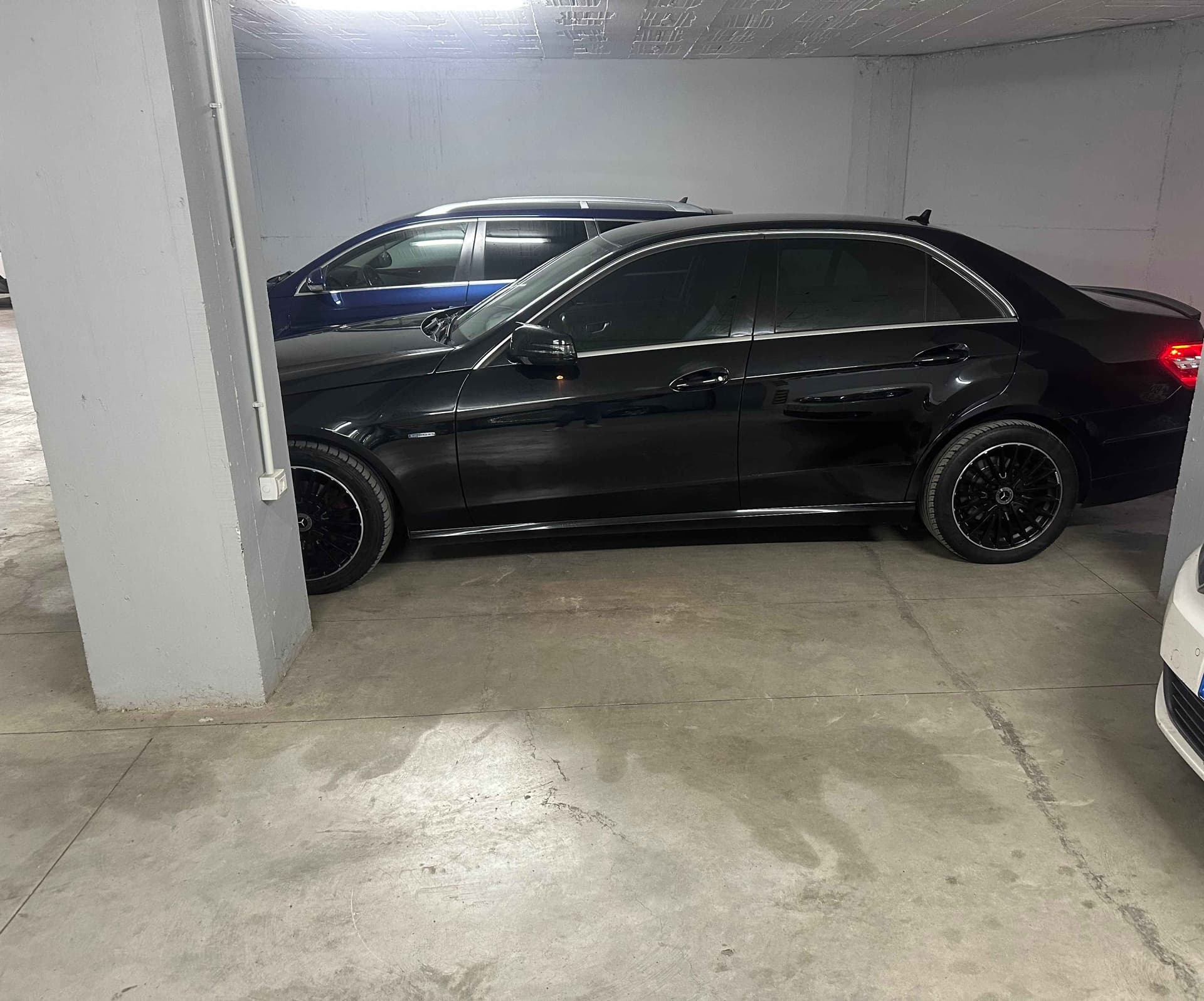 Mercedes-Benz E 220 - harnex