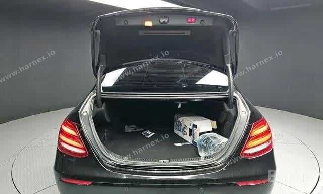 Mercedes-Benz E 220 - Harnex